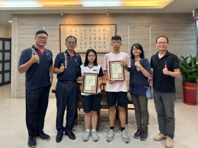 恭喜同學參加114年度臺中市「四健尬看麥」中高級組作業組成果發表競賽榮獲季軍!